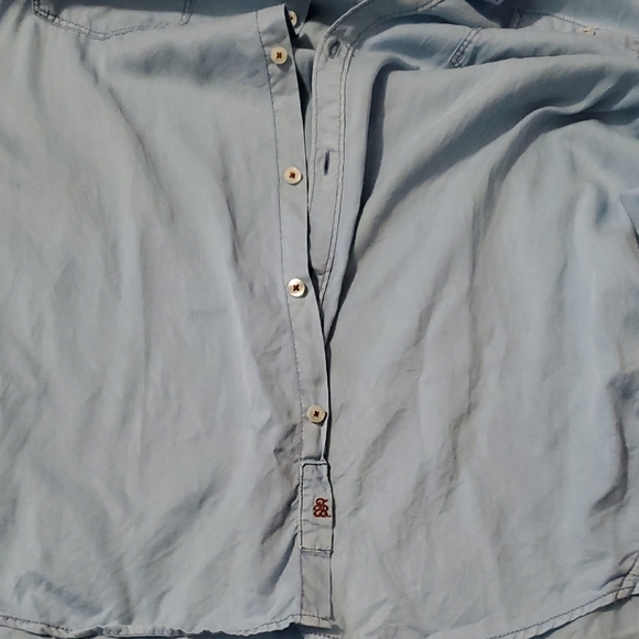 Tommy Bahama Light Blue Button Down Shirt - Picture 4 of 5